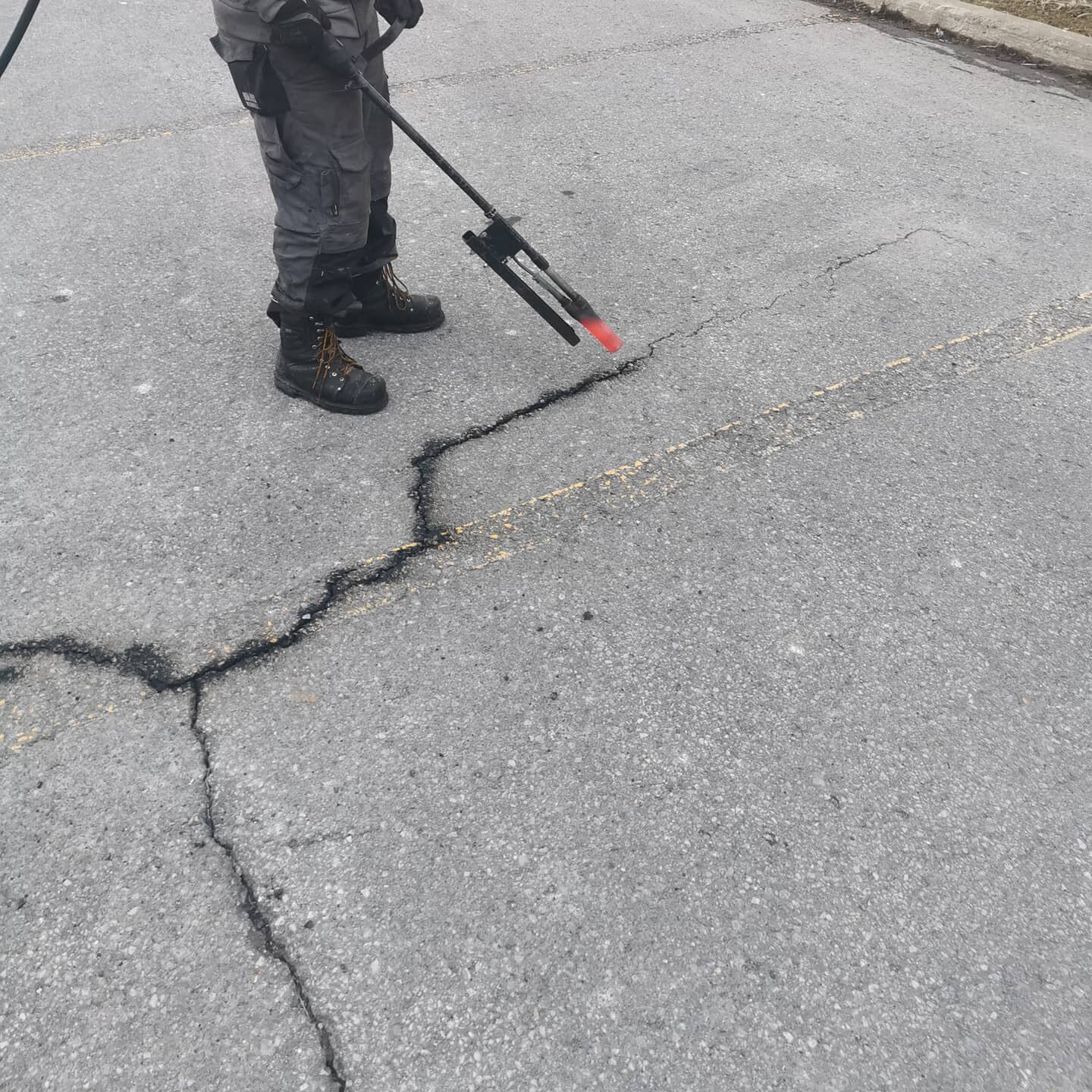 Early start, out killing those cracks with the lance @walmartcanada -5 we got this.