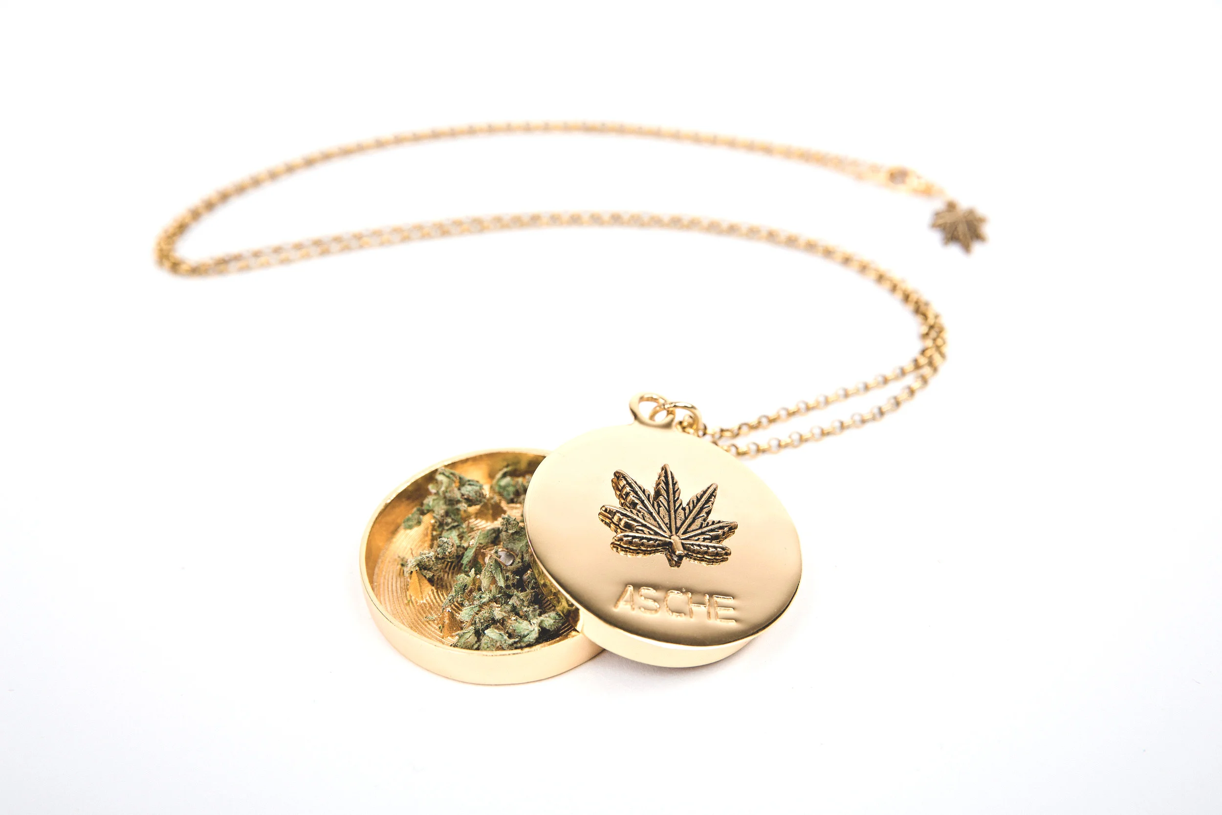 Asche X Blunted Objects Leaf Locket Grinder 