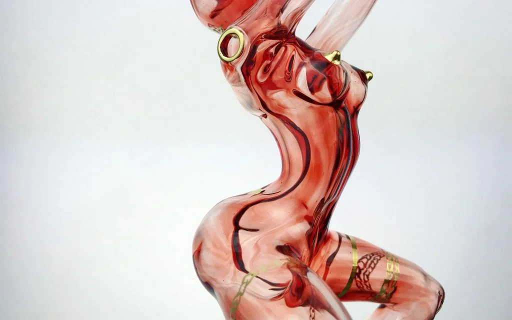 Feminine Pipes