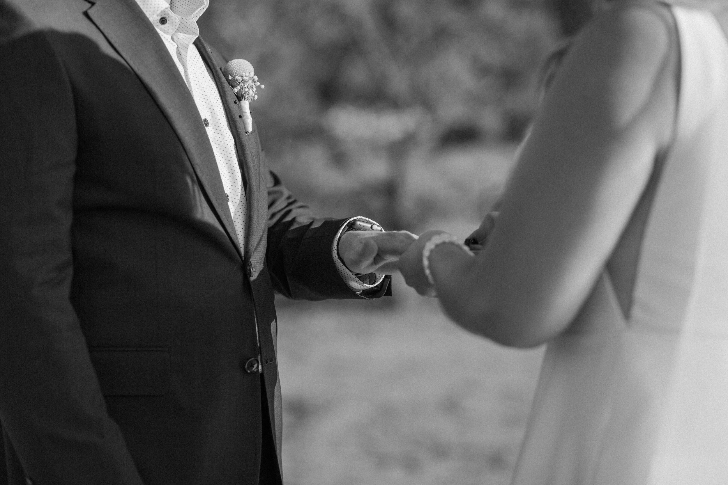  sedona elopement, sedona red rocks, sedona elopement photographer, sedona elopement photography, bell rock sedona, sedona intimate wedding photographer, sedona weddings, sedona wedding photographer, sedona elopement ceremony, arizona elopement, ariz