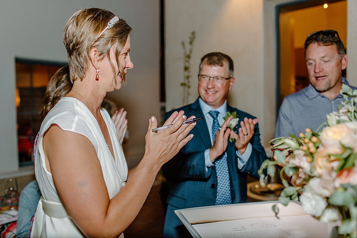  Guests mingling at wedding  by Tucson Elopement photographer 