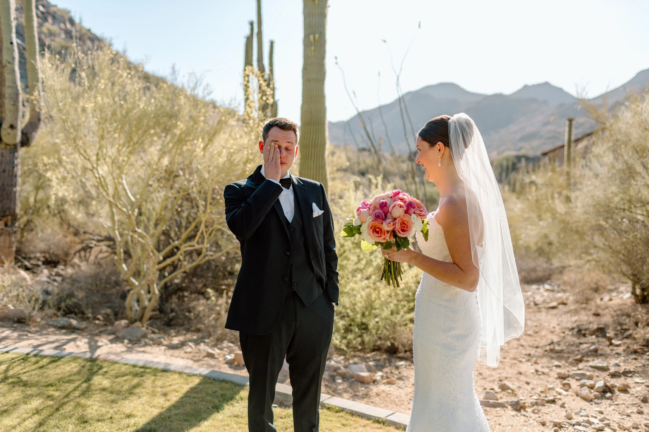 Tucson intimate wedding photographer