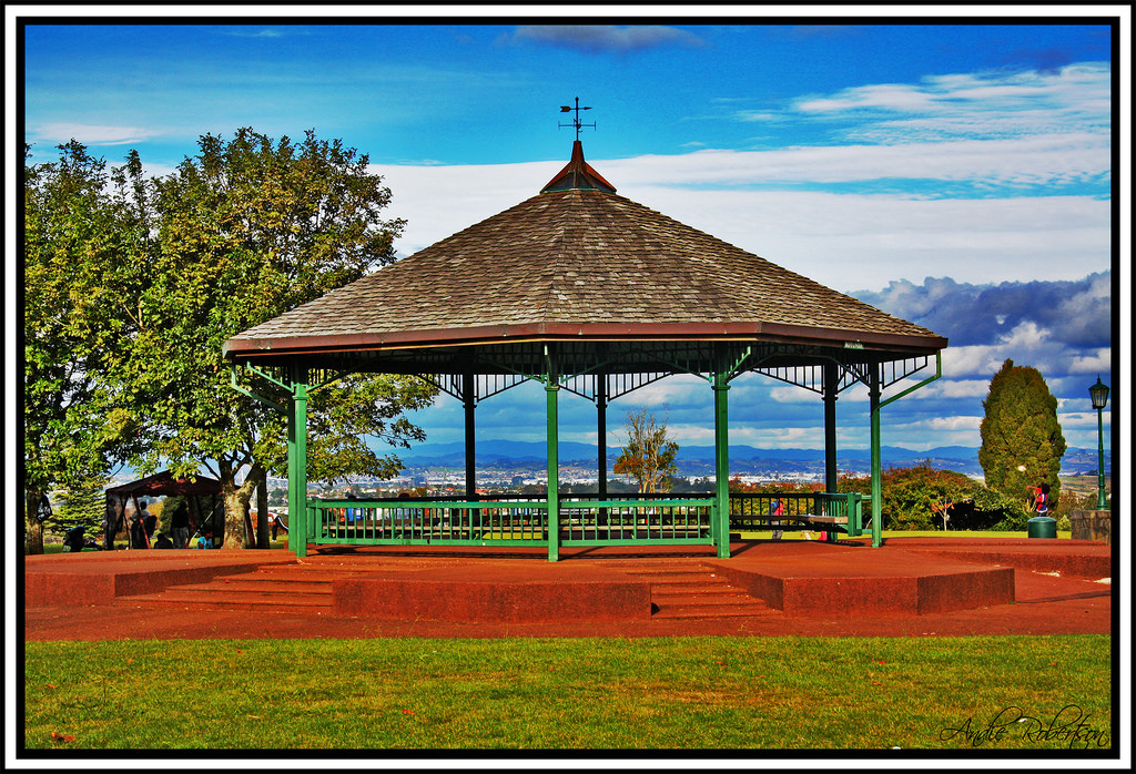 Band Rotunda.jpg