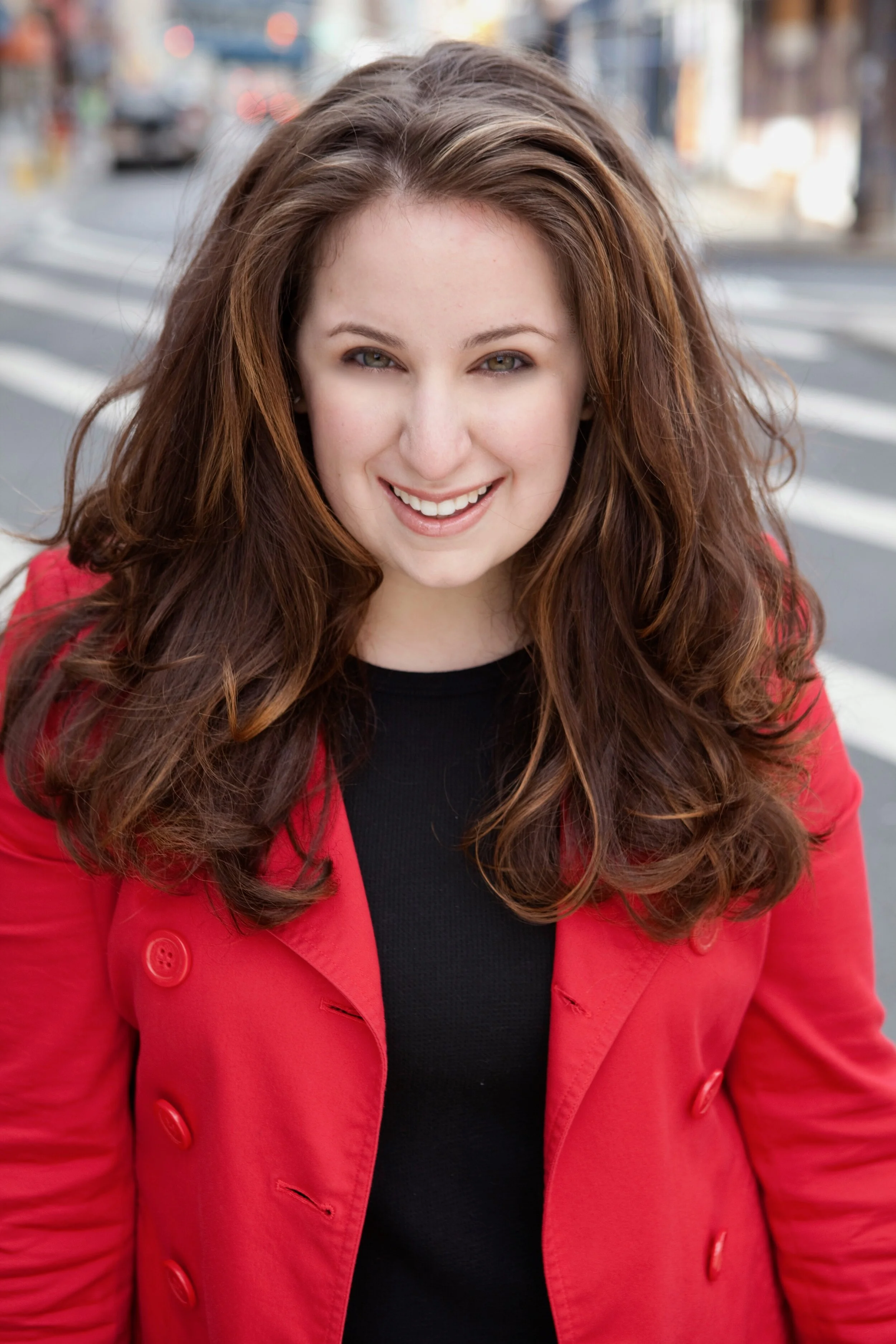 Marisa del Campo (female) vocal coach in NYC for popular and musical theater singers