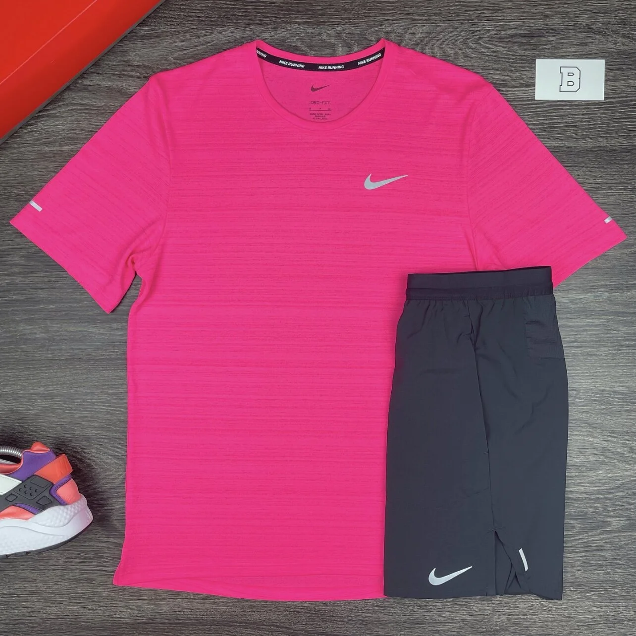 nike miler pink