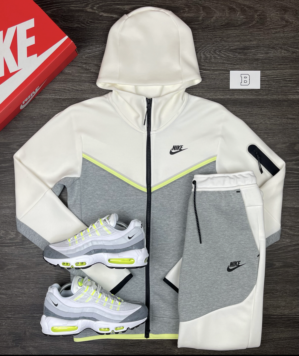 tech fleece white grey
