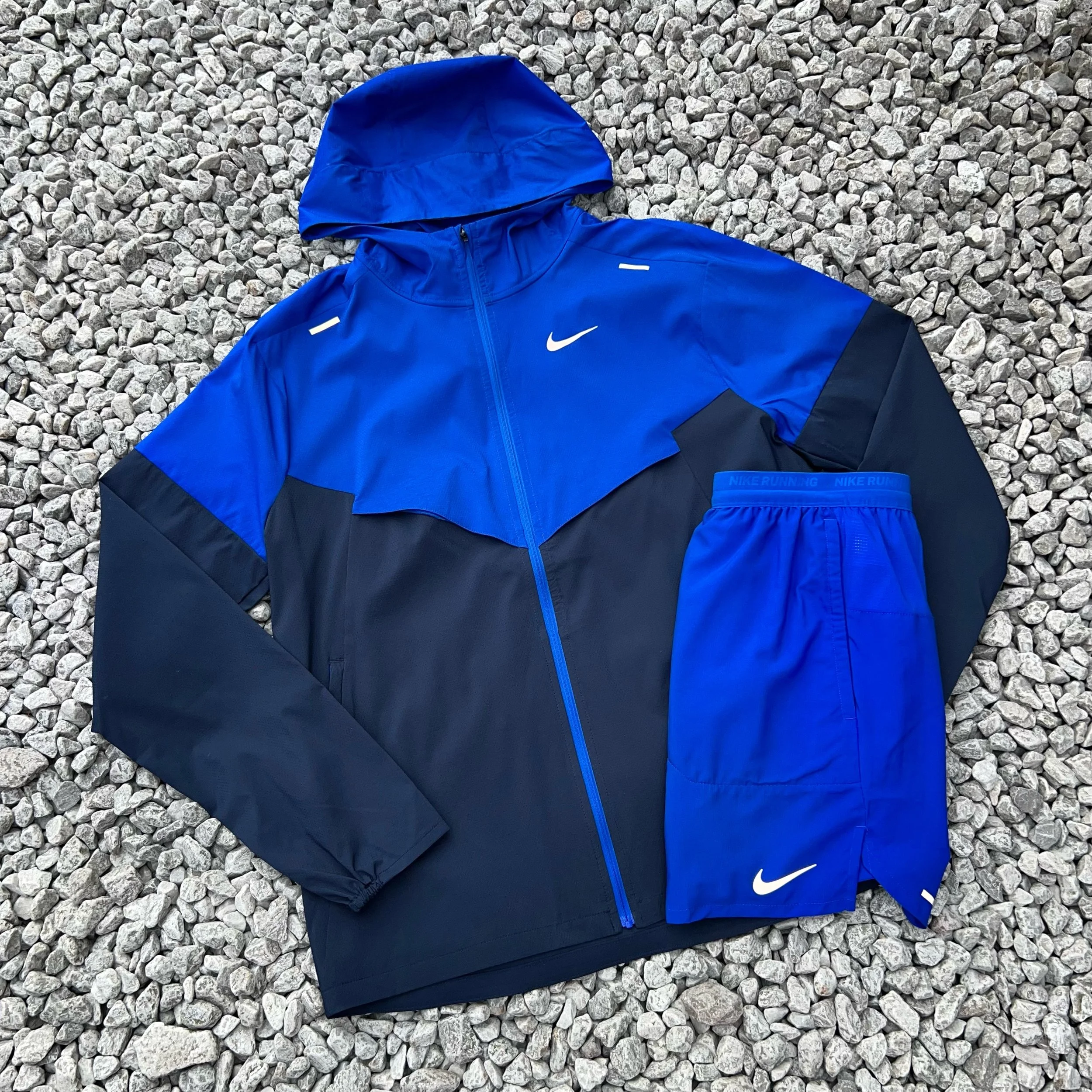 Nike Game Royal Windrunner Combo —