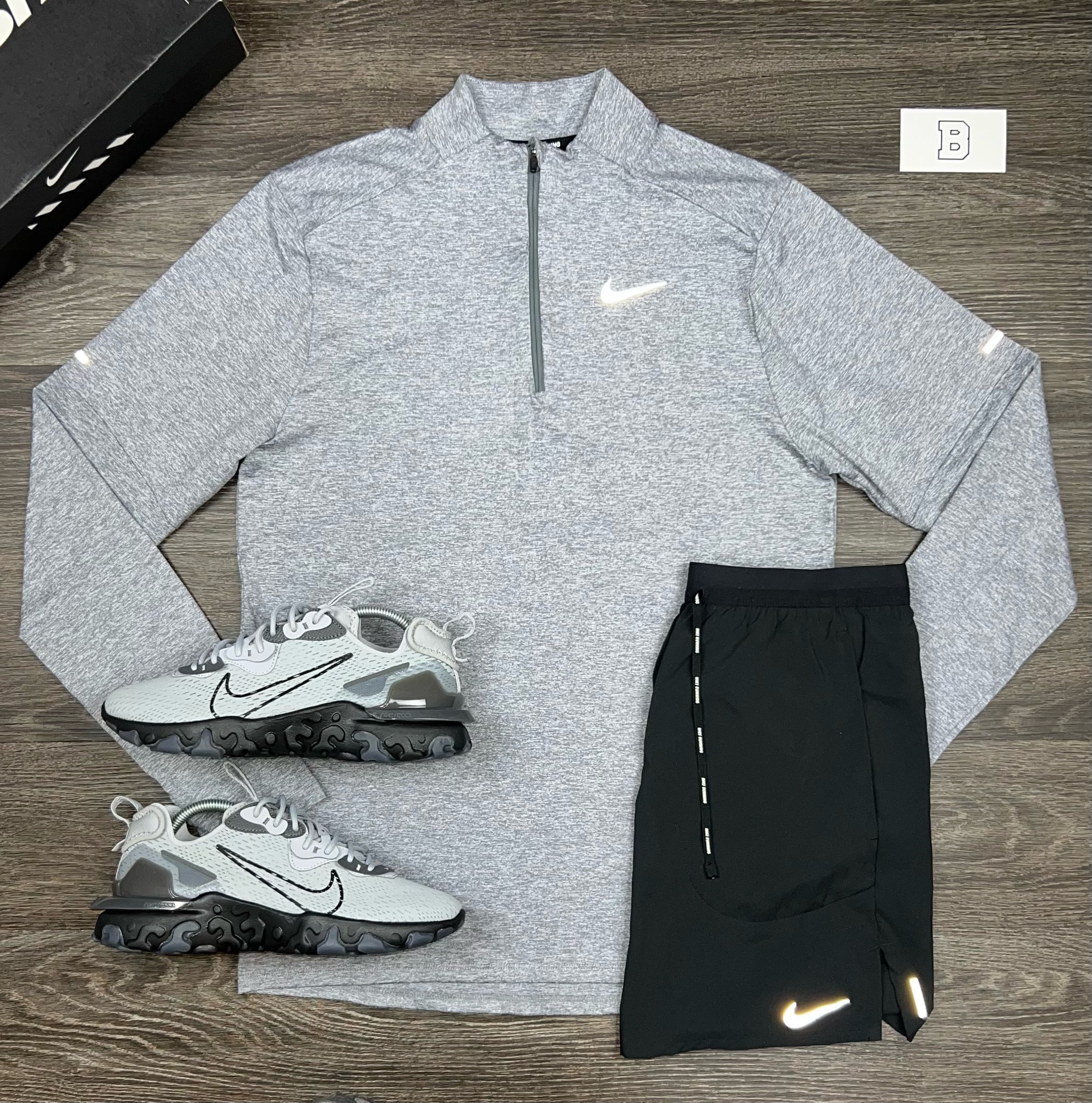 Compasión péndulo Dato Nike Sets & Outfits — Bennetts