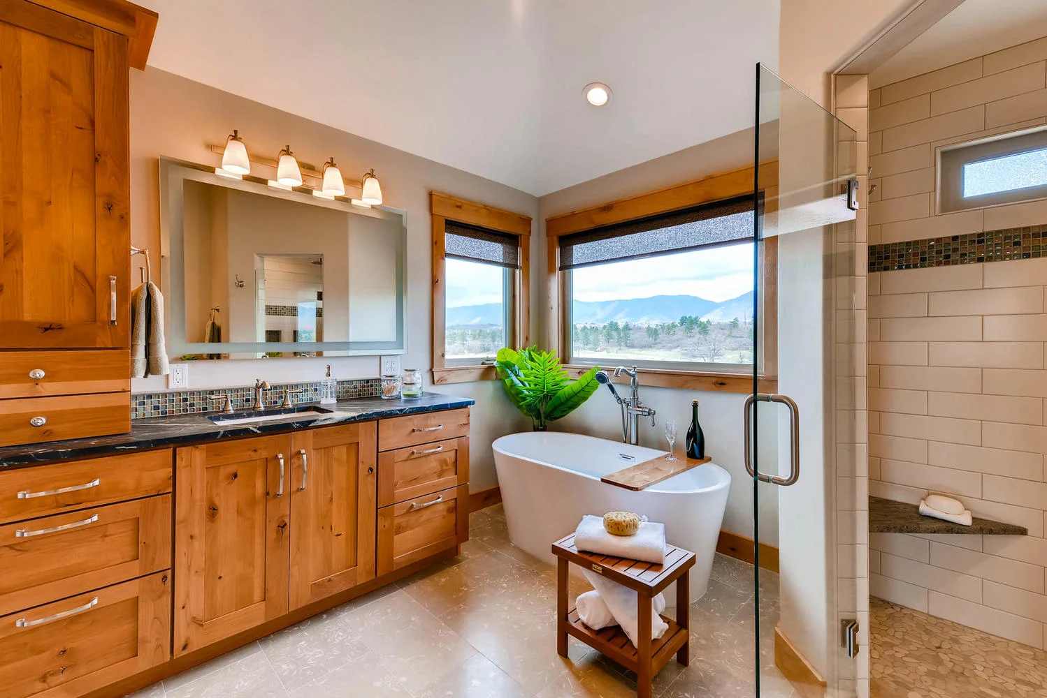 17150 Mitchell Ave Monument CO-large-003-4-2nd Floor Master Bathroom-1499x1000-72dpi.jpg