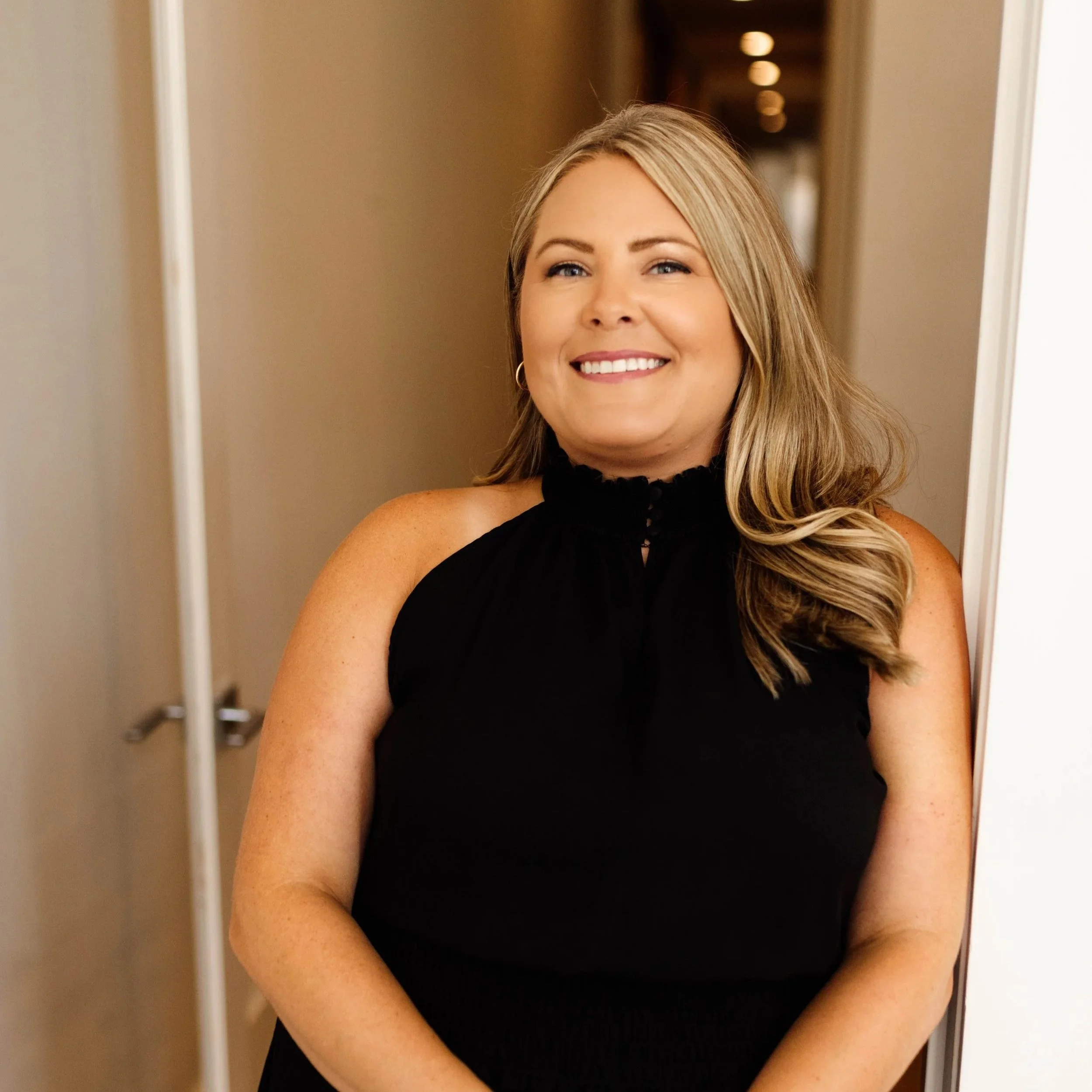 Daisy Oram, Legal Assistant