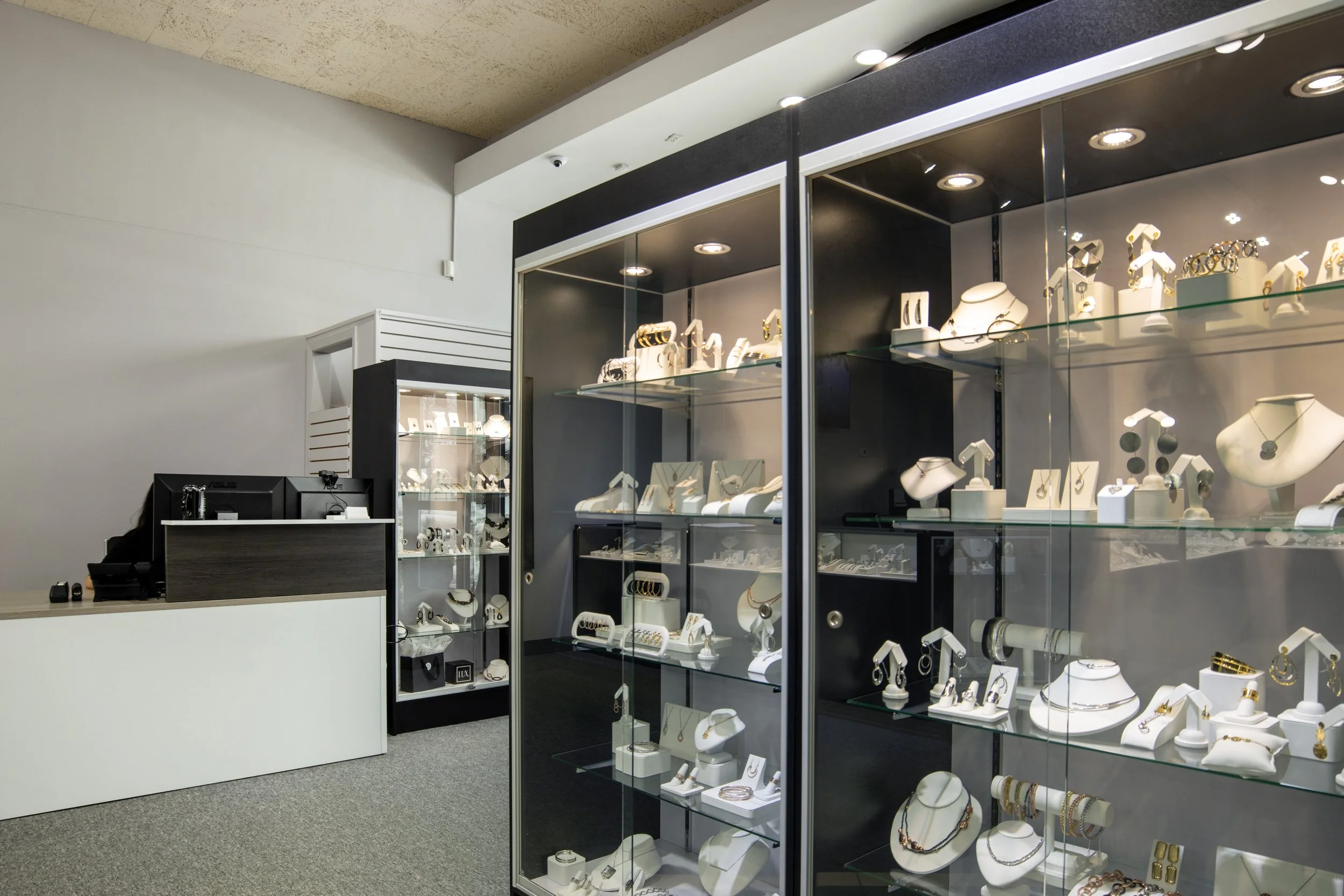 LeoDaniels Expands Beyond Wholesale With Its 1st Retail Store