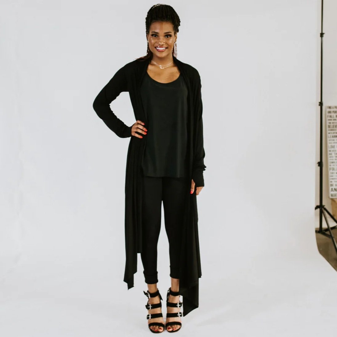 Mother’s Day Guide: The Best Shawls And Wraps For Travelers