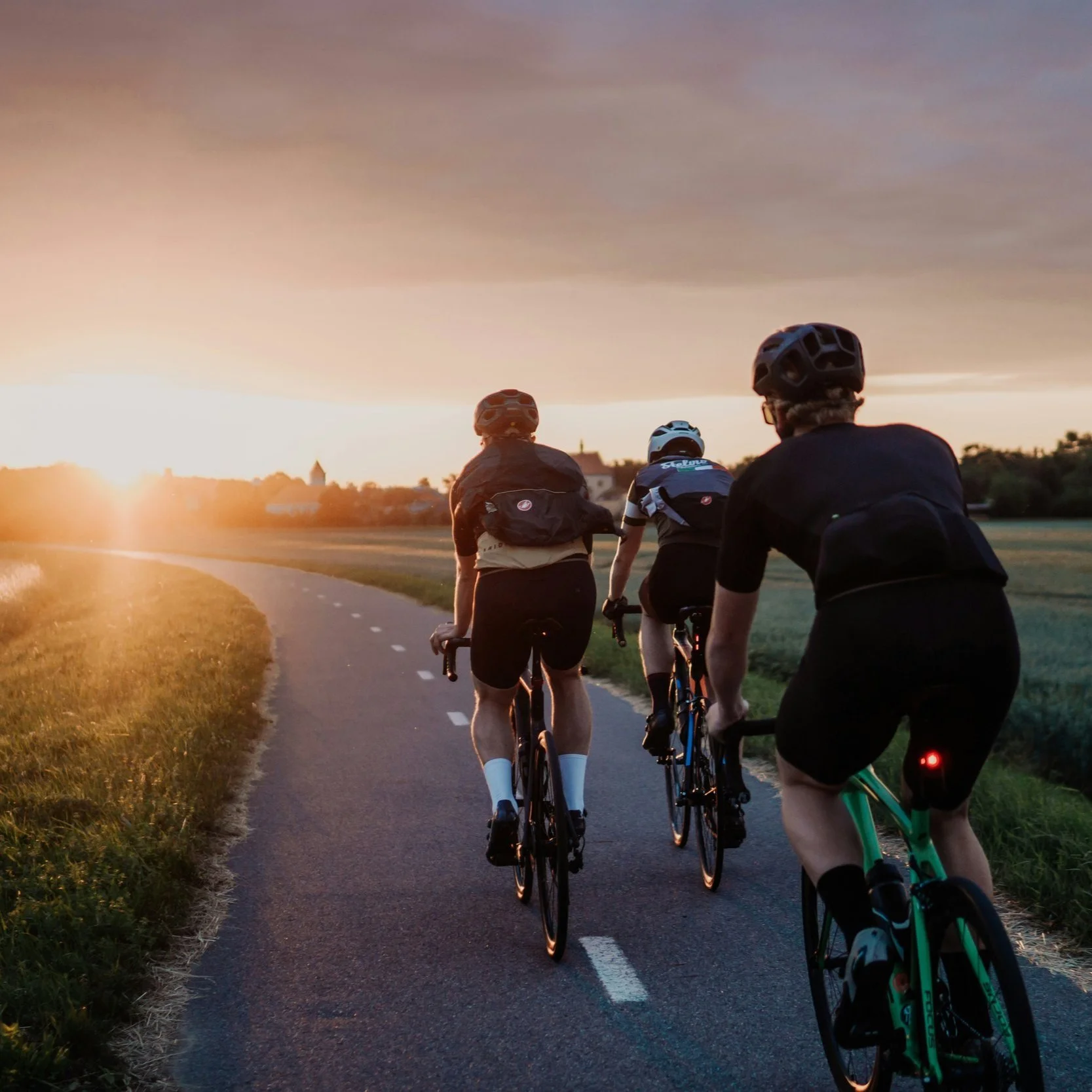 How to Use Group Rides to Train for a Century