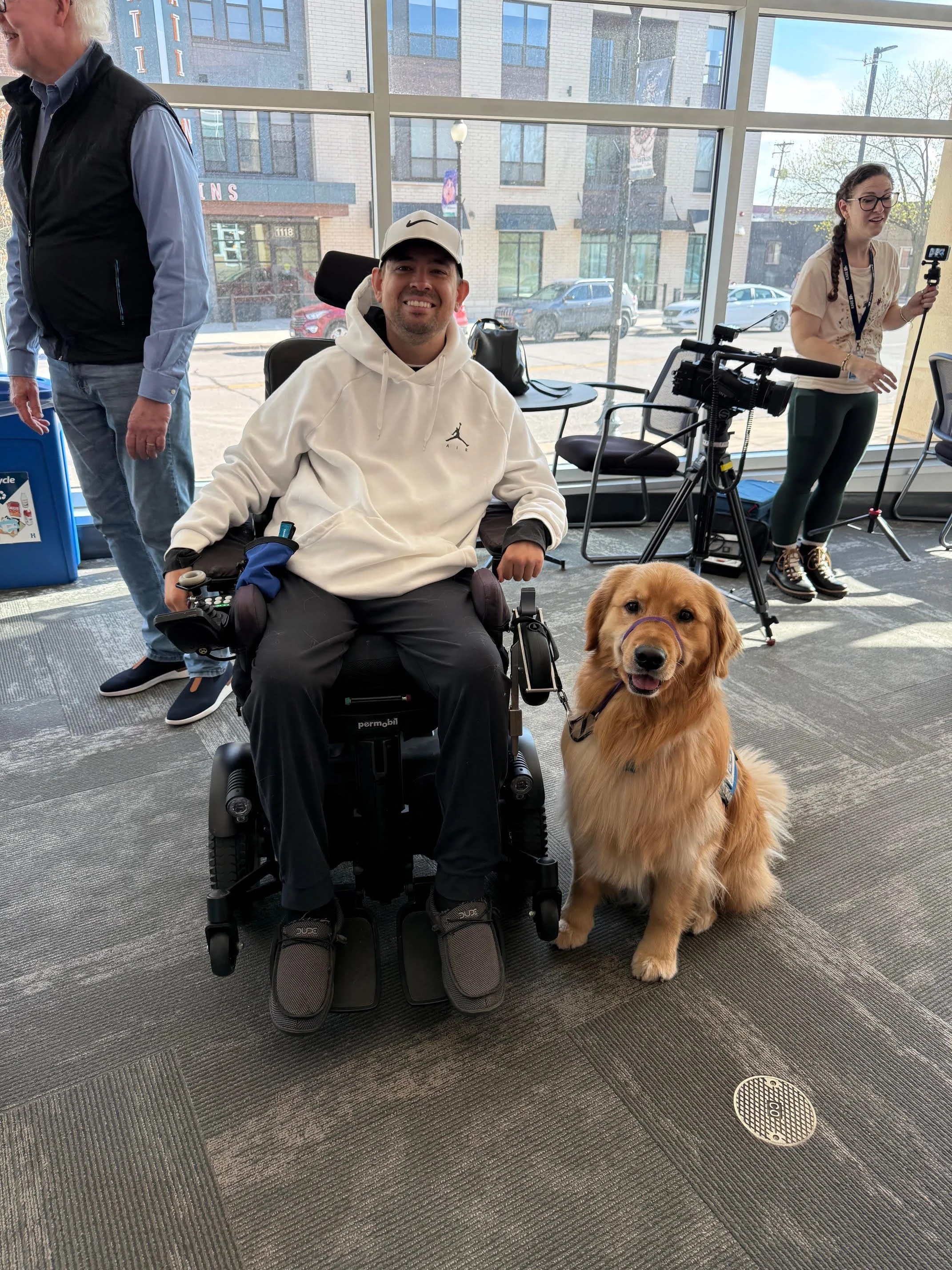 'Helping Paws' Service Dogs Graduate Program