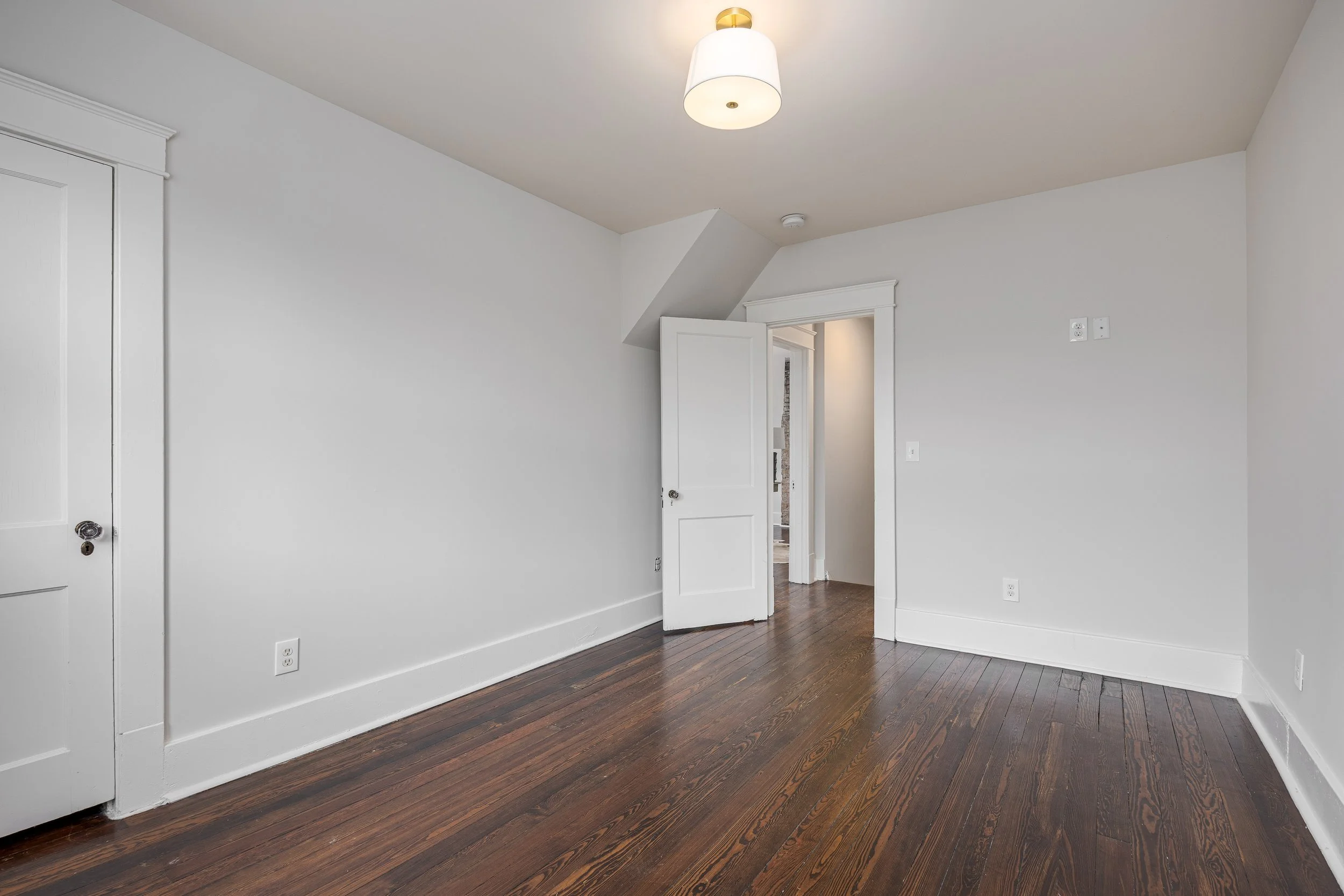 917 Bradford Ave-143.jpg