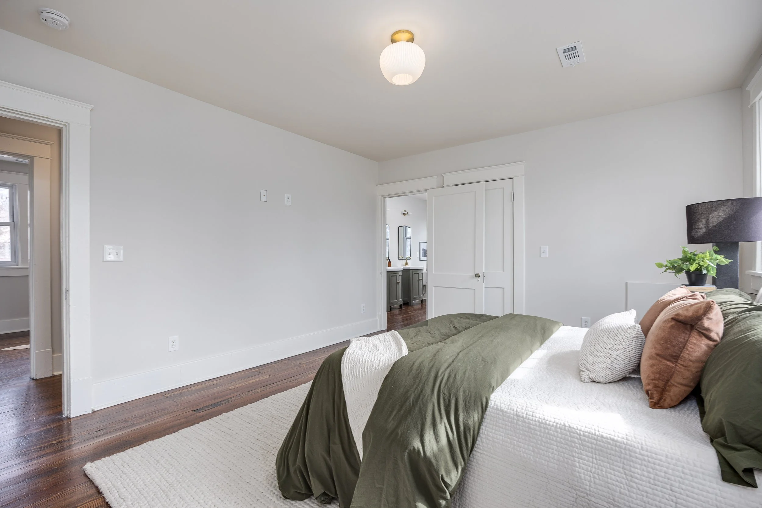 917 Bradford Ave-133.jpg