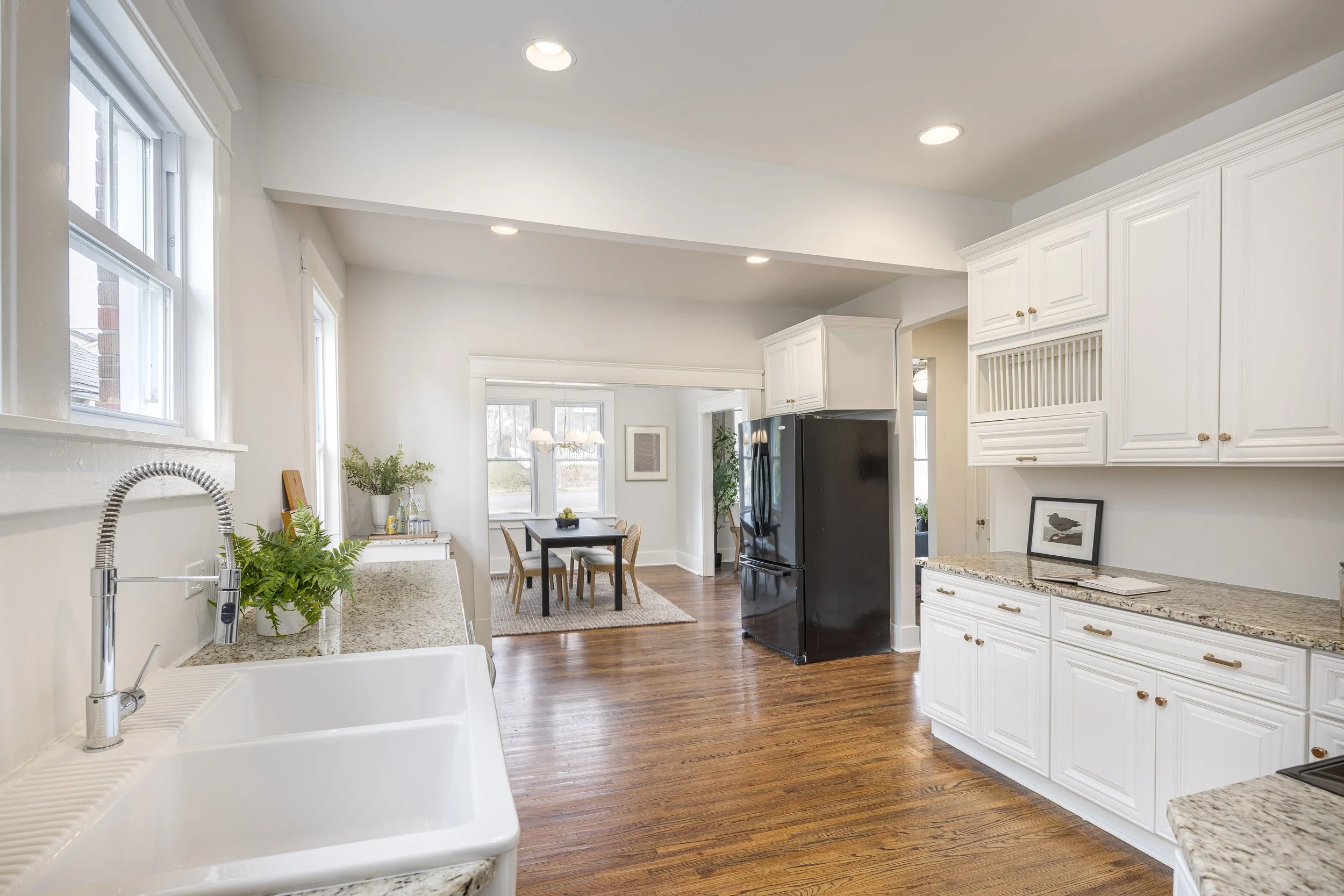 917 Bradford Ave-122.jpg