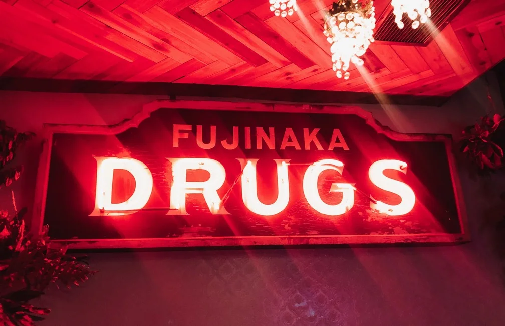 Lowell Cafe: Overpriced and Overhyped 