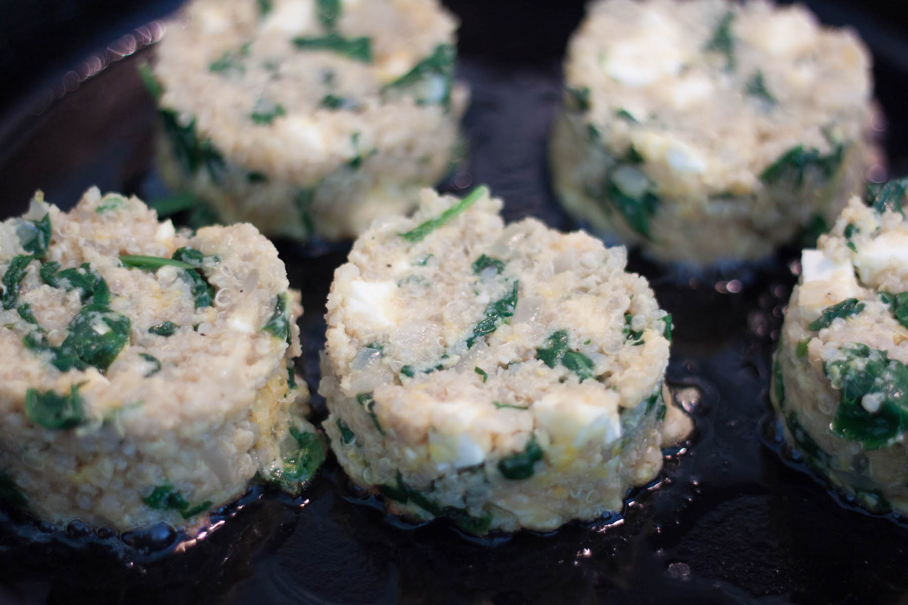 Spinach.Feta.Quinoa.Cakes-frying-in-pan.jpg