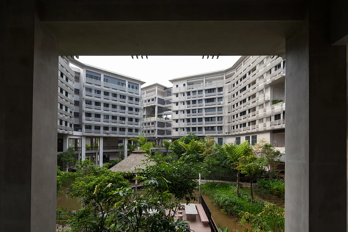 Architecture of Residential Hall at Nanyang Drive for Nanyang Technological University