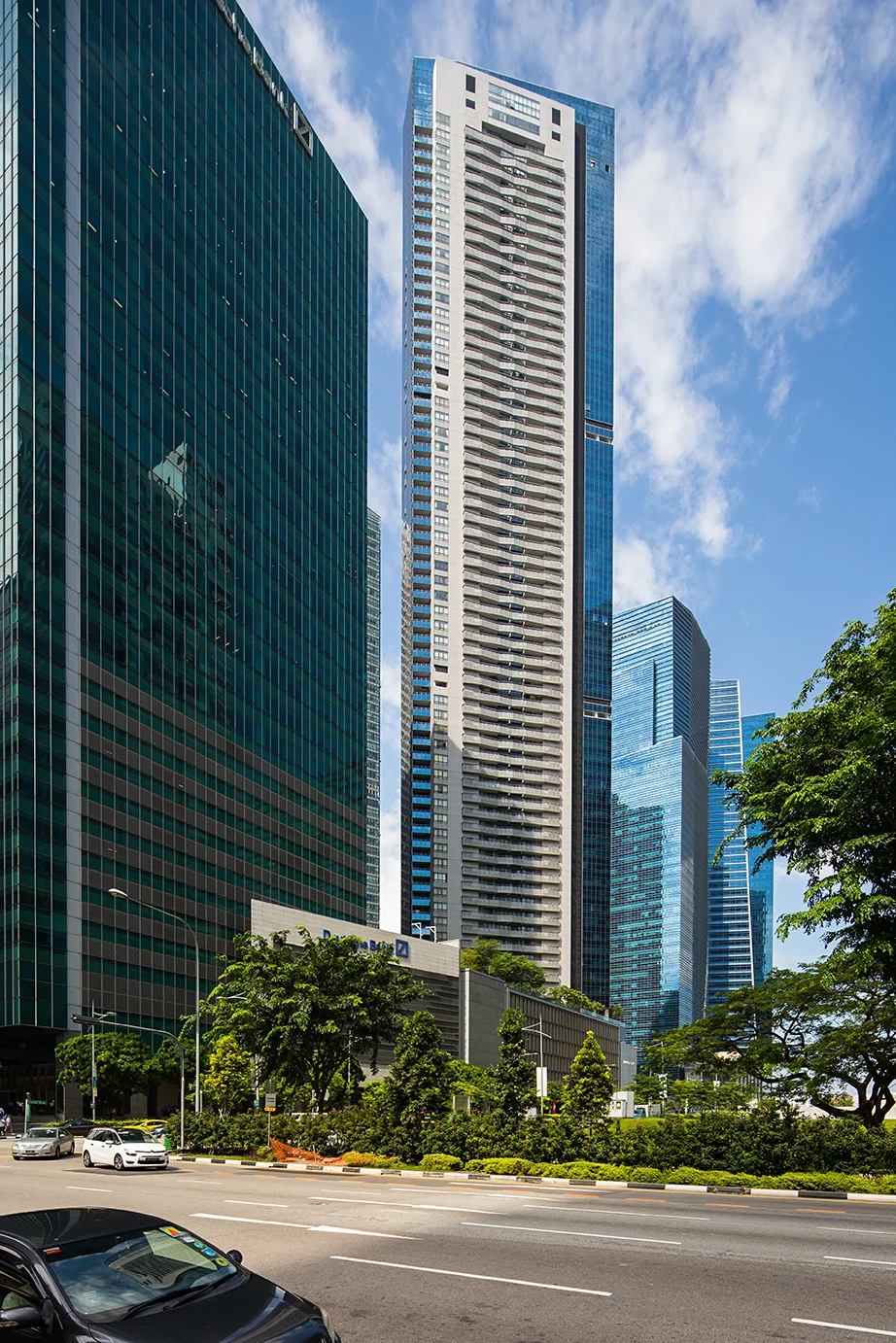 Architecture of Marina Bay Suites