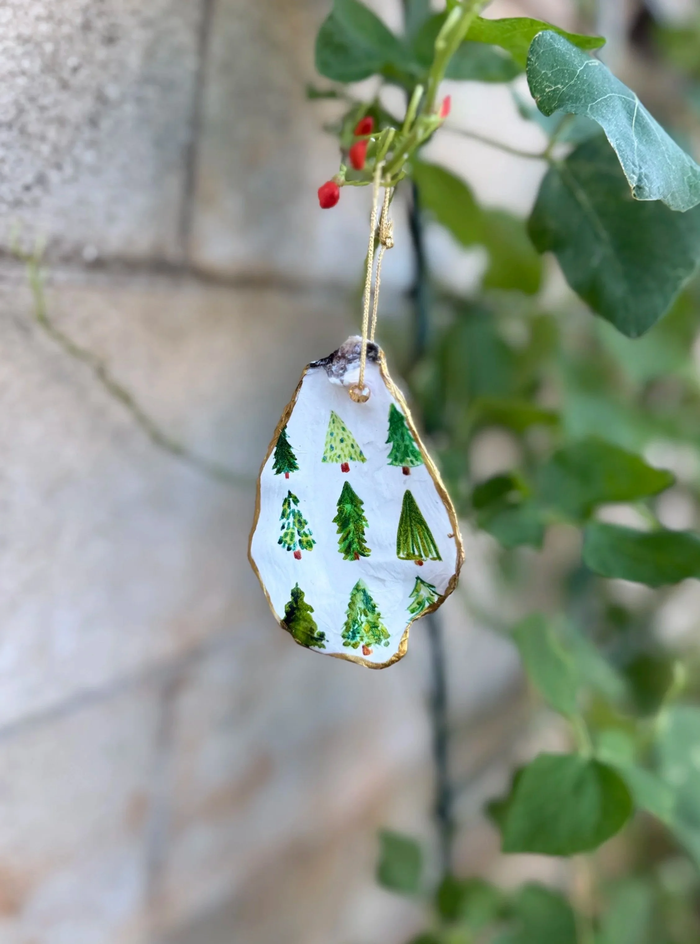 Pine & Pearl Oyster Ornament