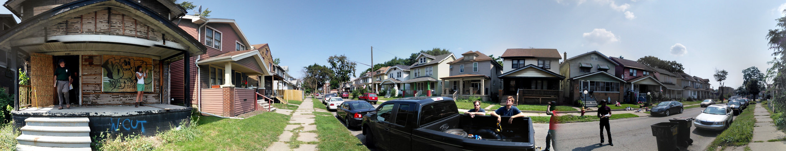 team_in_Action_by_Jerry_P on Sharon Street.jpg