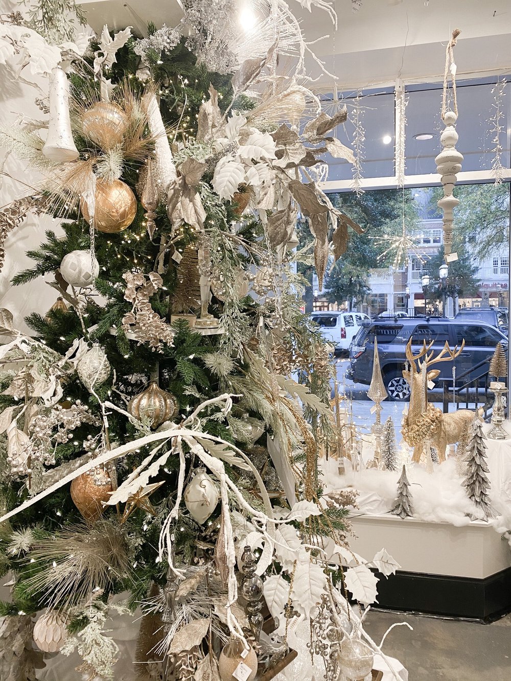 Lake Norman Gift Guide — Misses And Mimosas