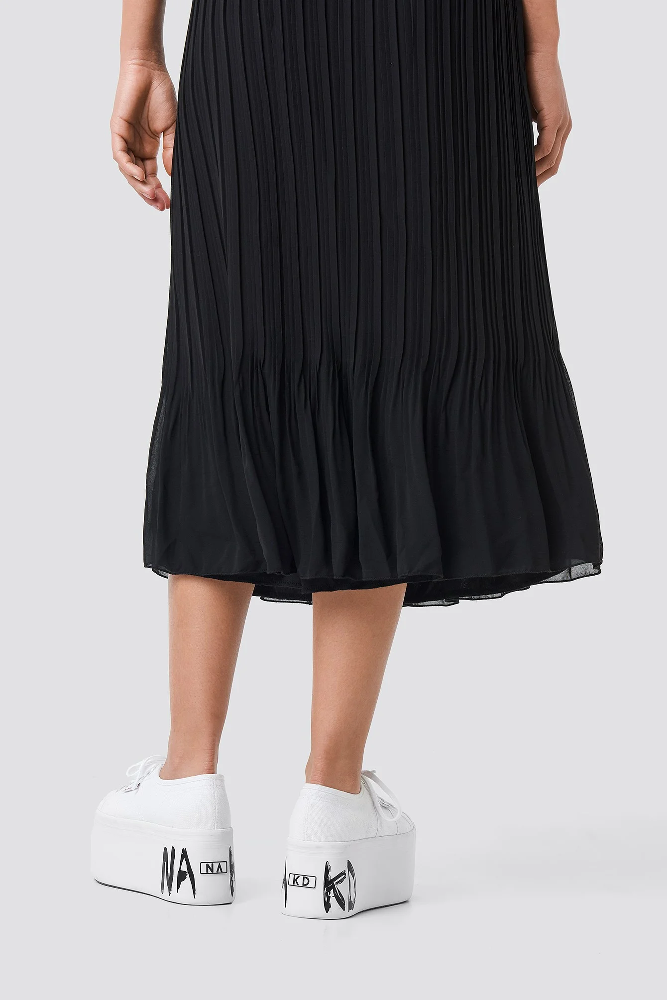superga_branded_platform_sneaker_1637-000001-0001_05l.jpg