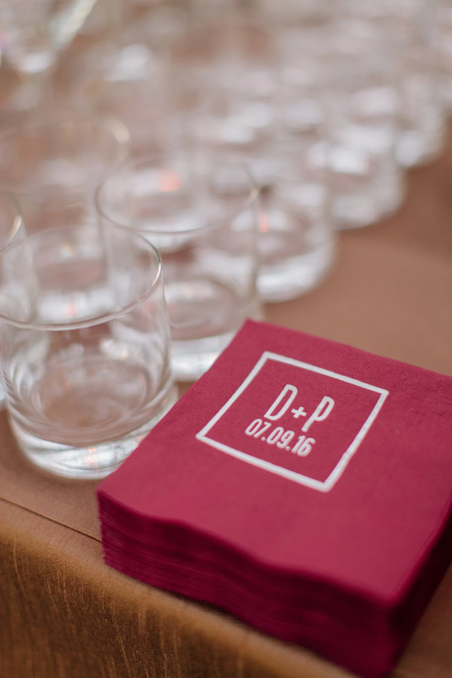 26-custom-napkins-wedding.jpg