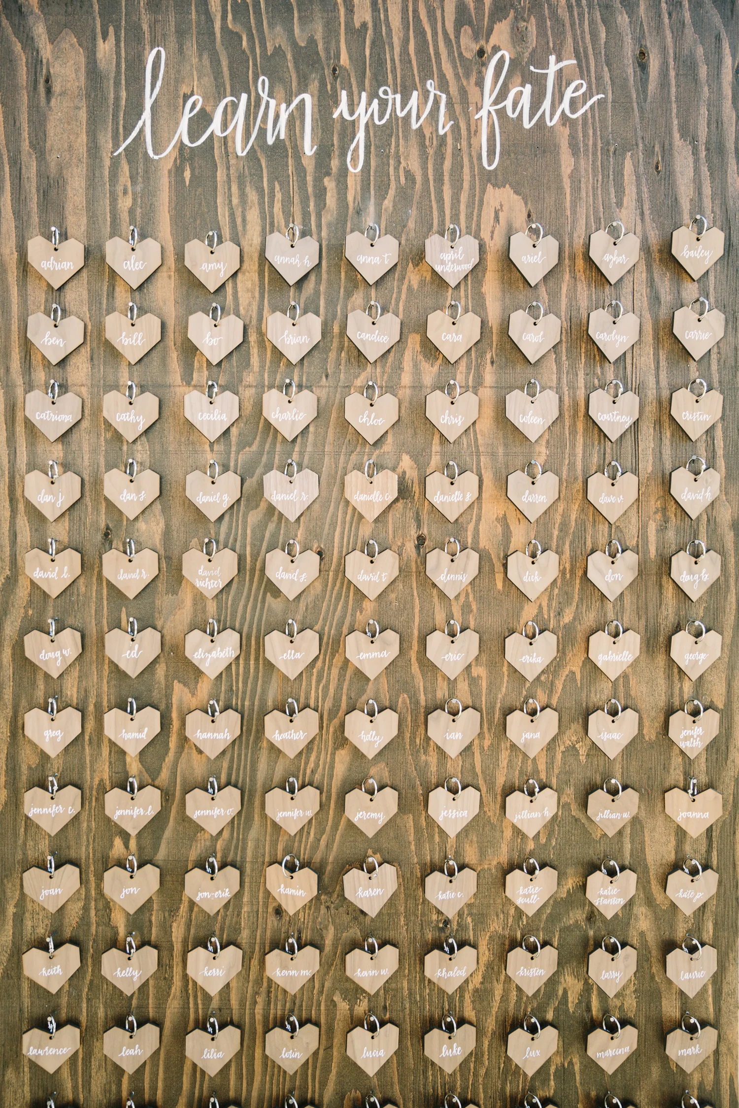 22-laser-heart-keychain-escort-cards.jpg