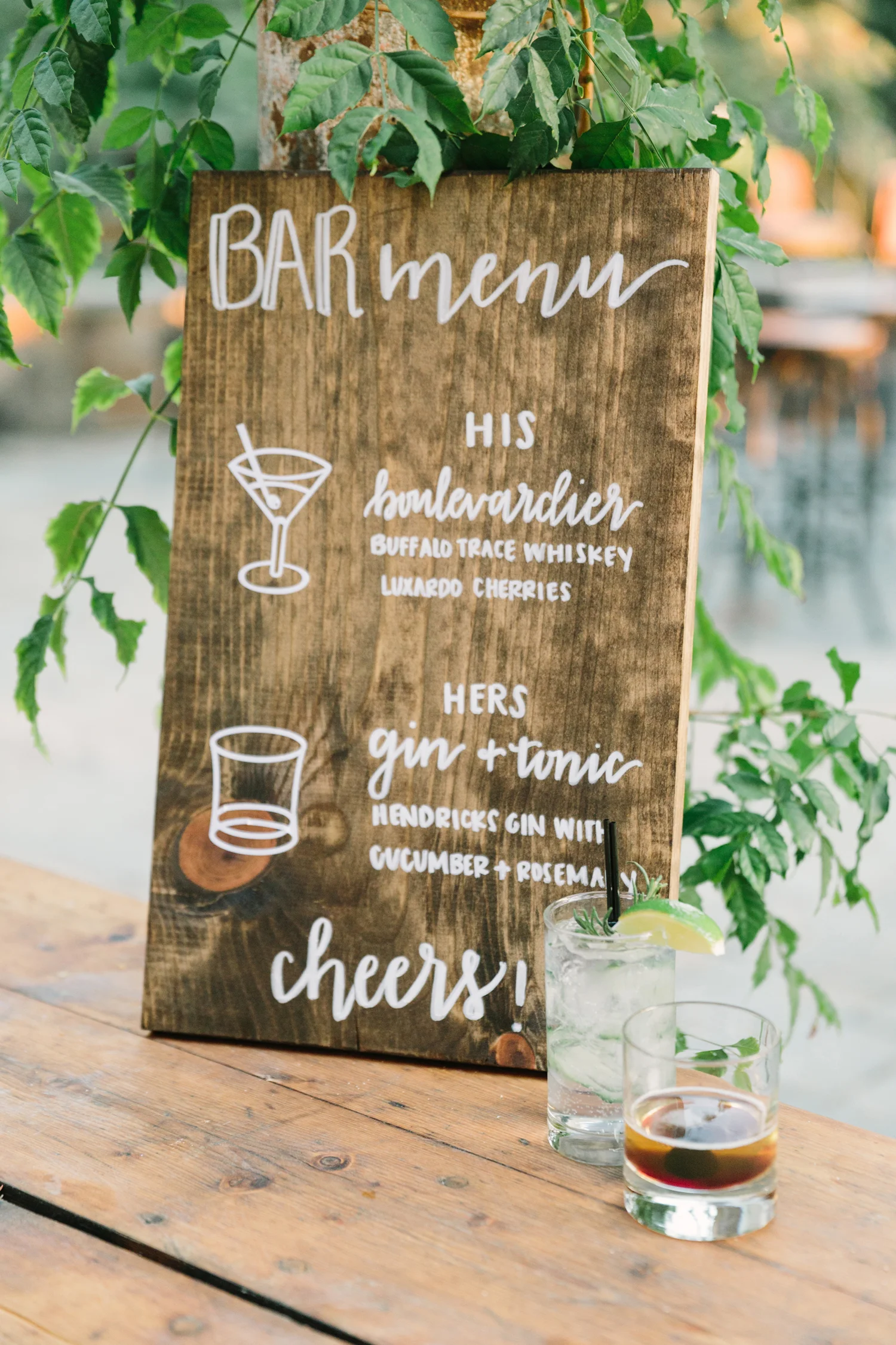 31-signature-cocktail-decor.jpg