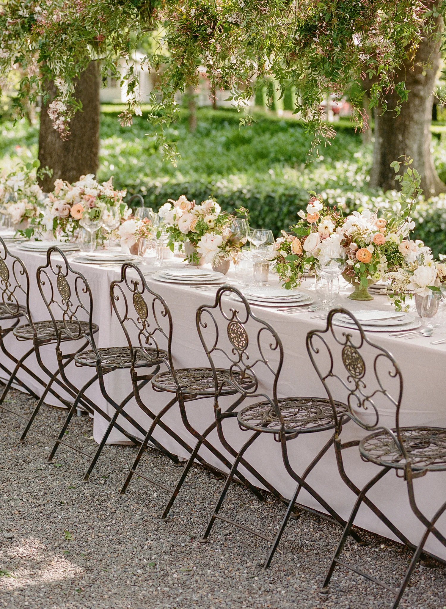 01-garden-wedding-beaulieu.jpg