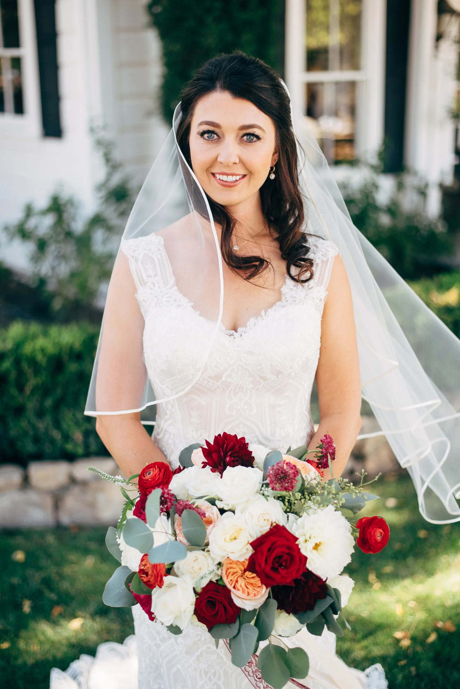 3-red-bouquet.jpg