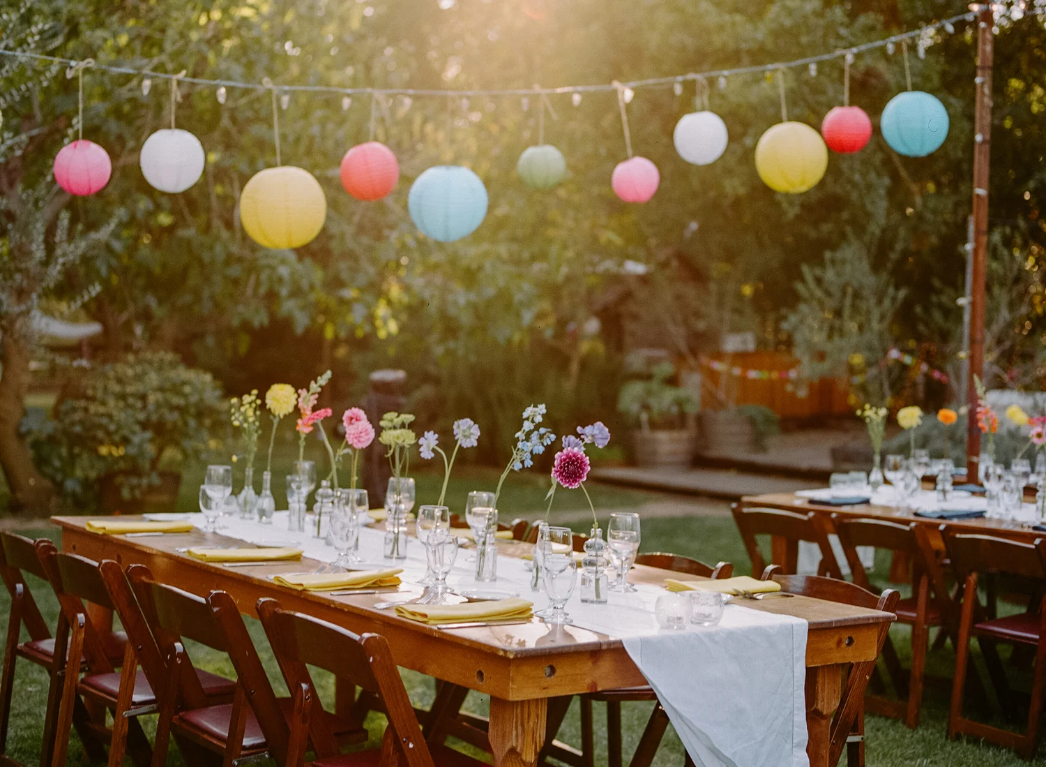16-elegant-rainbow-wedding-decor.jpg