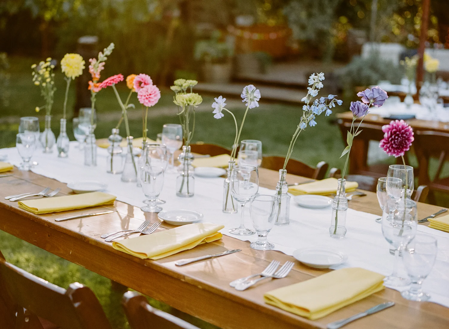 19-elegant-rainbow-wedding-decor.jpg