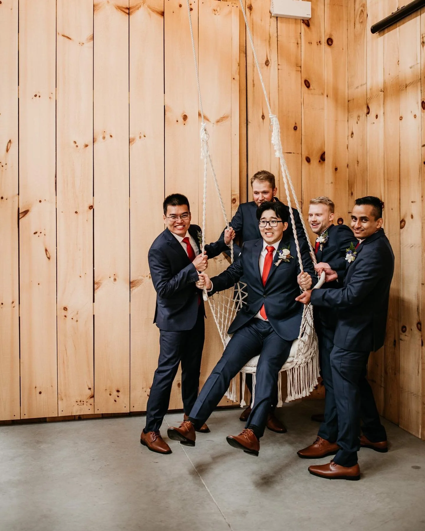 Advice I've taken from the happiest couples: Laugh a lot, get really goofy with your friends, and eat cake because it's somebody's birthday somewhere. 🎂🤪 

&bull;
&bull;
&bull;
&bull;
&bull;
&bull;
&bull;
&bull;
&bull;
&bull;
&bull;
&bull;
&bull;
&