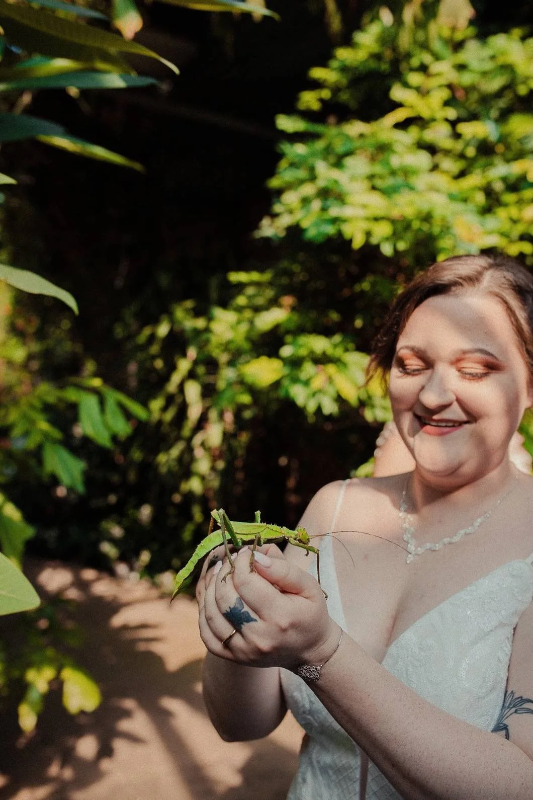 Greenhouse wedding in Southwestern Ontario, photographed by Erica Penner