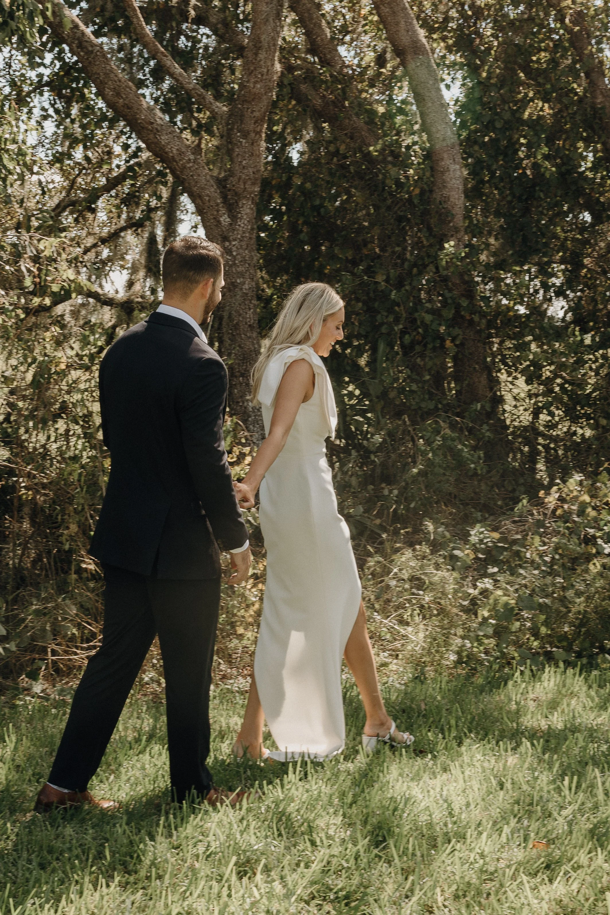 Backyard Anti-Bride Elopement | Florida