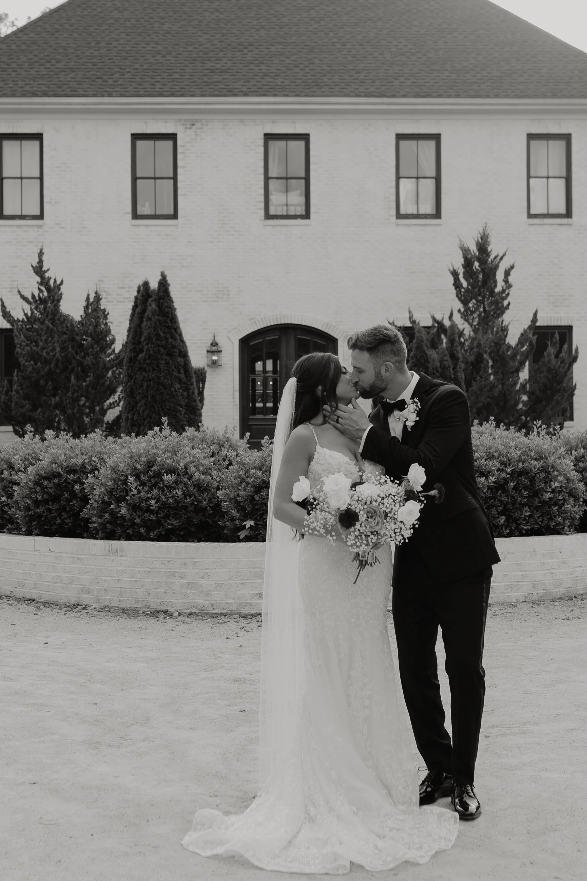 North Carolina Estate | Destination WeddinG | The Bradford NC