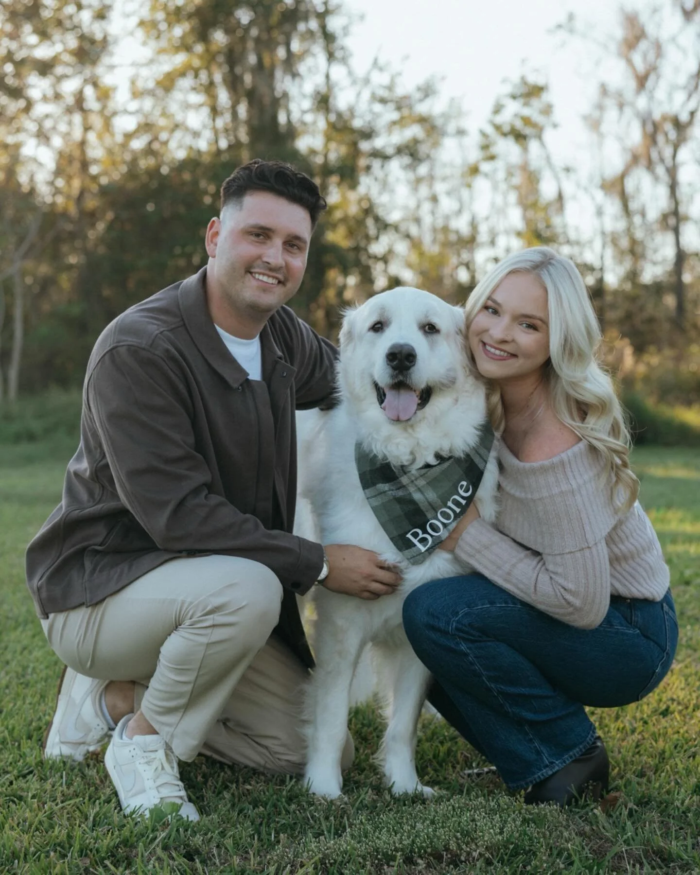 A beautiful evening with Taylor, Brett &amp; Boone🤍