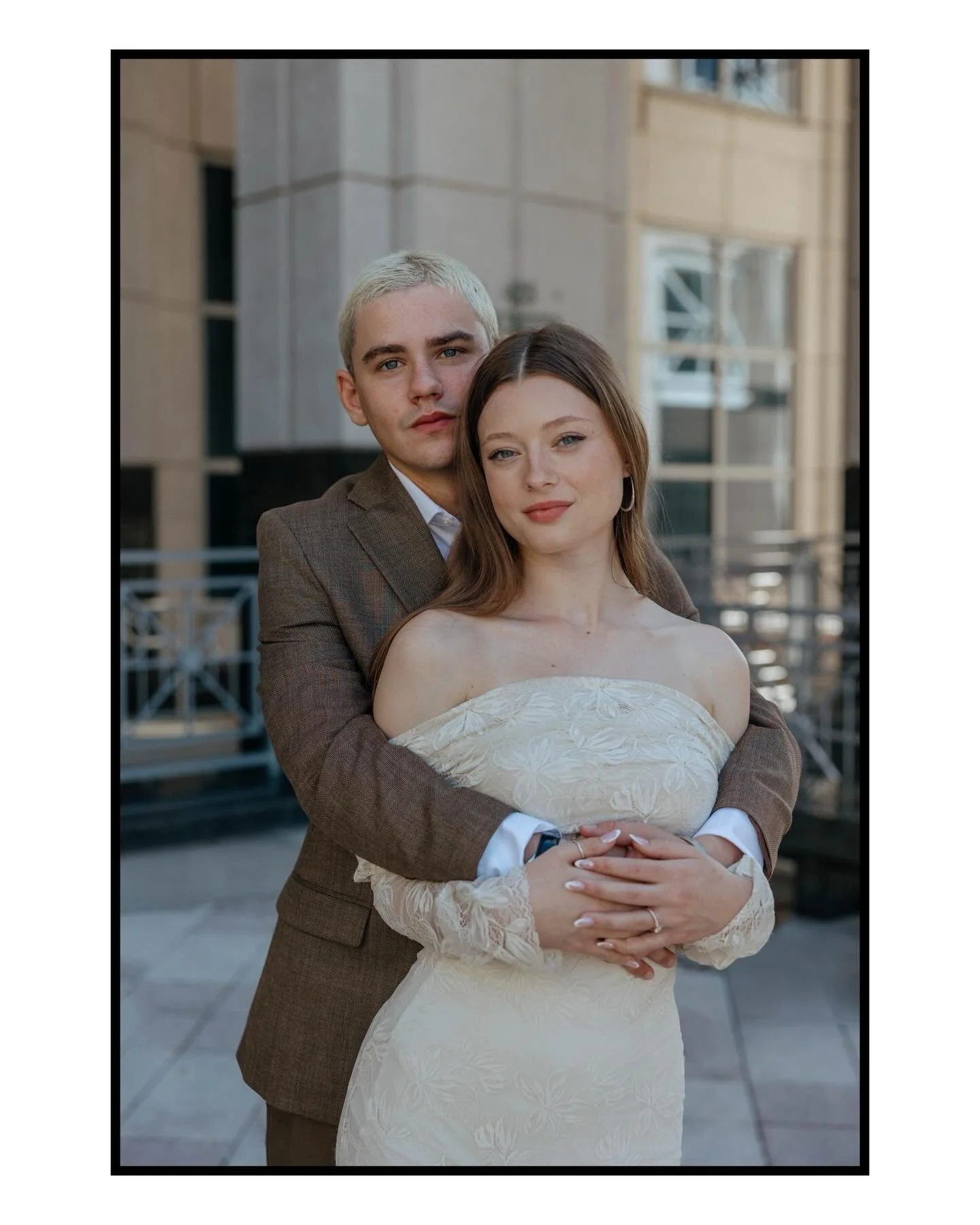 A beautiful quiet morning to capture a special courthouse elopement. Congratulations to S &amp; J🤍

#orlandophotographer #orlandoengagementphotographer #engagementsession #dweddingphotographer #destinationweddingphotographer floridaengagementphotogr