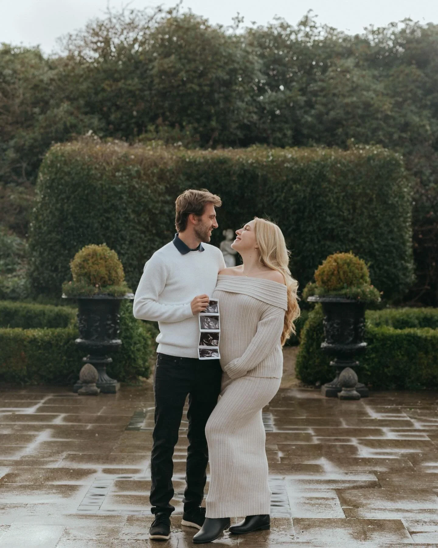 Eeeek!!! Some of the most special photos I&rsquo;ve ever taken&hellip;
I&rsquo;m going to be an auntie!!! 🥹✨ Watching your story come full circle like this is the sweetest thing.
So grateful for a job that lets me witness and capture moments like th