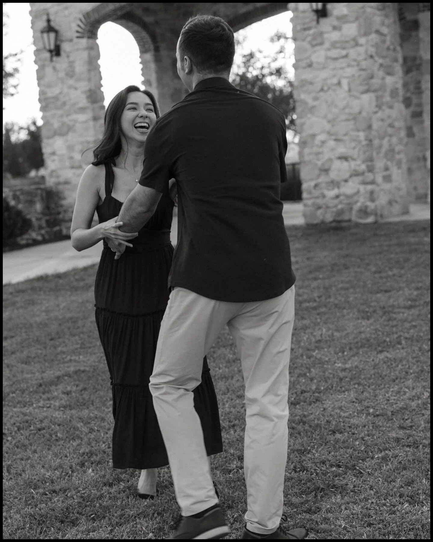 No stiff poses and no pressure just real connection, real emotion, and the kind of moments that tell your story exactly as it is&hellip;. 

#OrlandoWeddingPhotographer #EngagementPhotos #LoveCaptured #CouplesSession #floridaphotographer