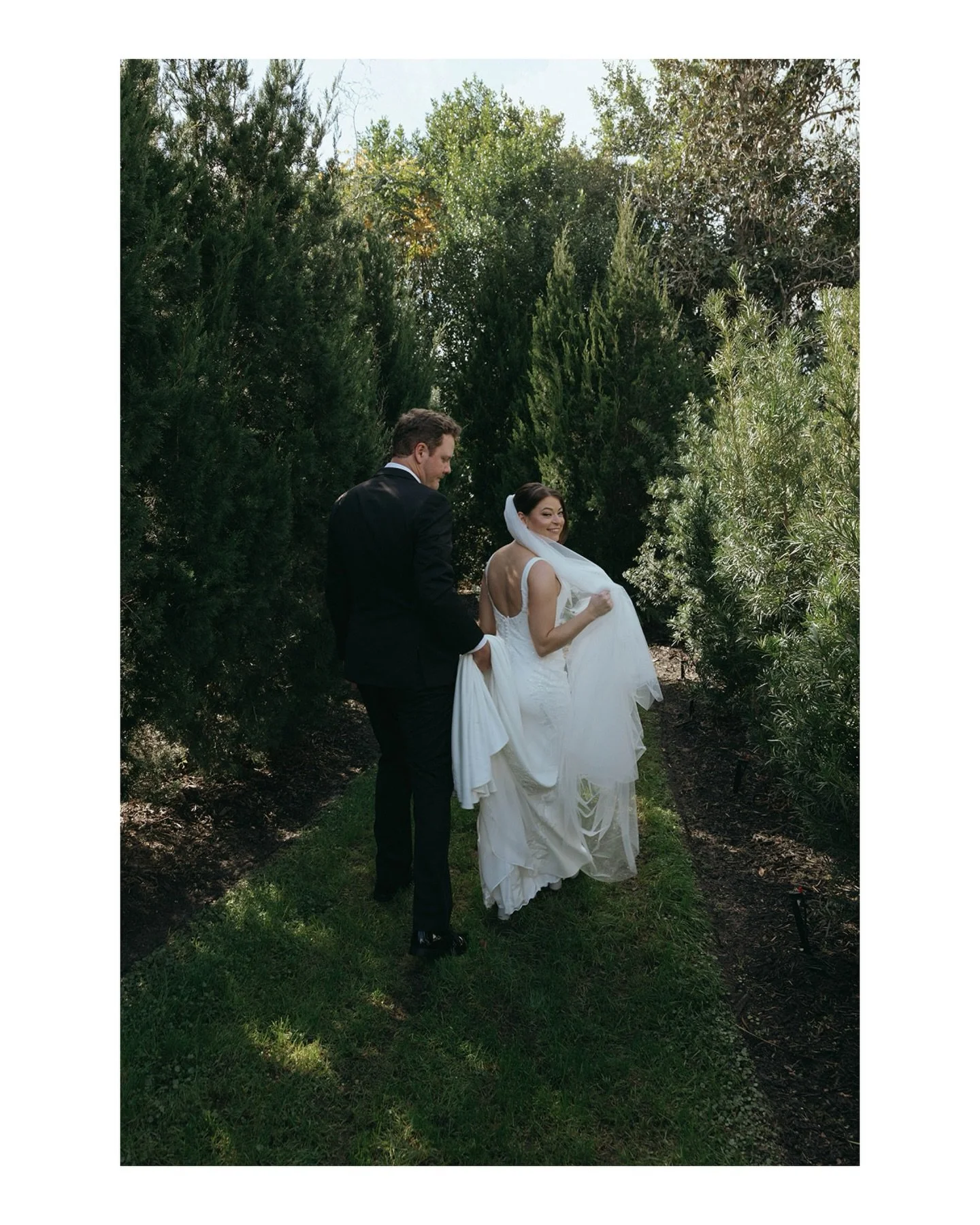 We love to sneak away and explore the beautiful gardens of @villafestaflorida&hellip; 

Vendor team:
Photography @wanderlustcostudio
Content Creator @wanderlustcostudio assistant
Venue @villafestaflorida
Planner @weddingsbykasey
Florals and design @i