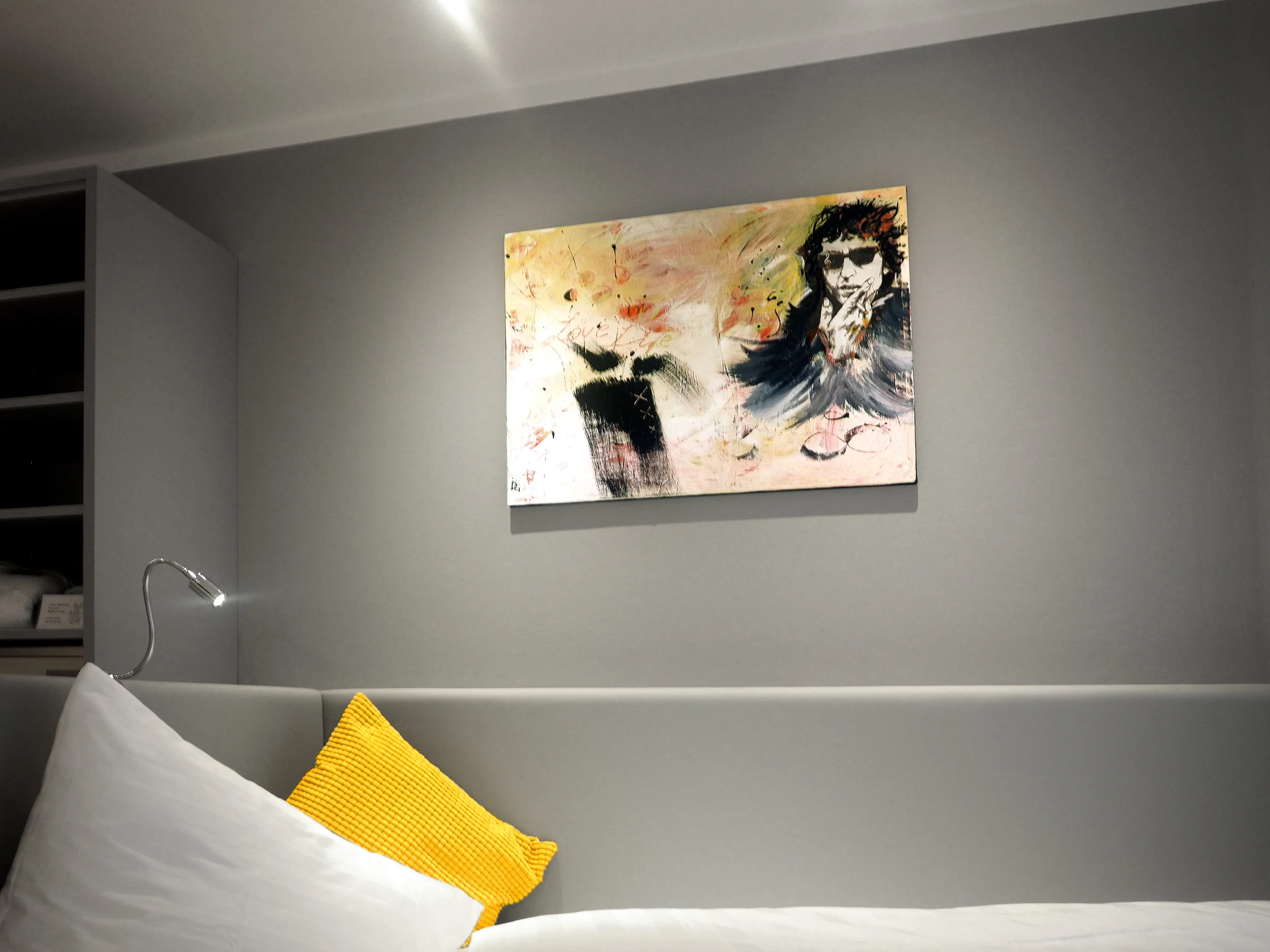 Kunst(t)raum Single (2).jpg