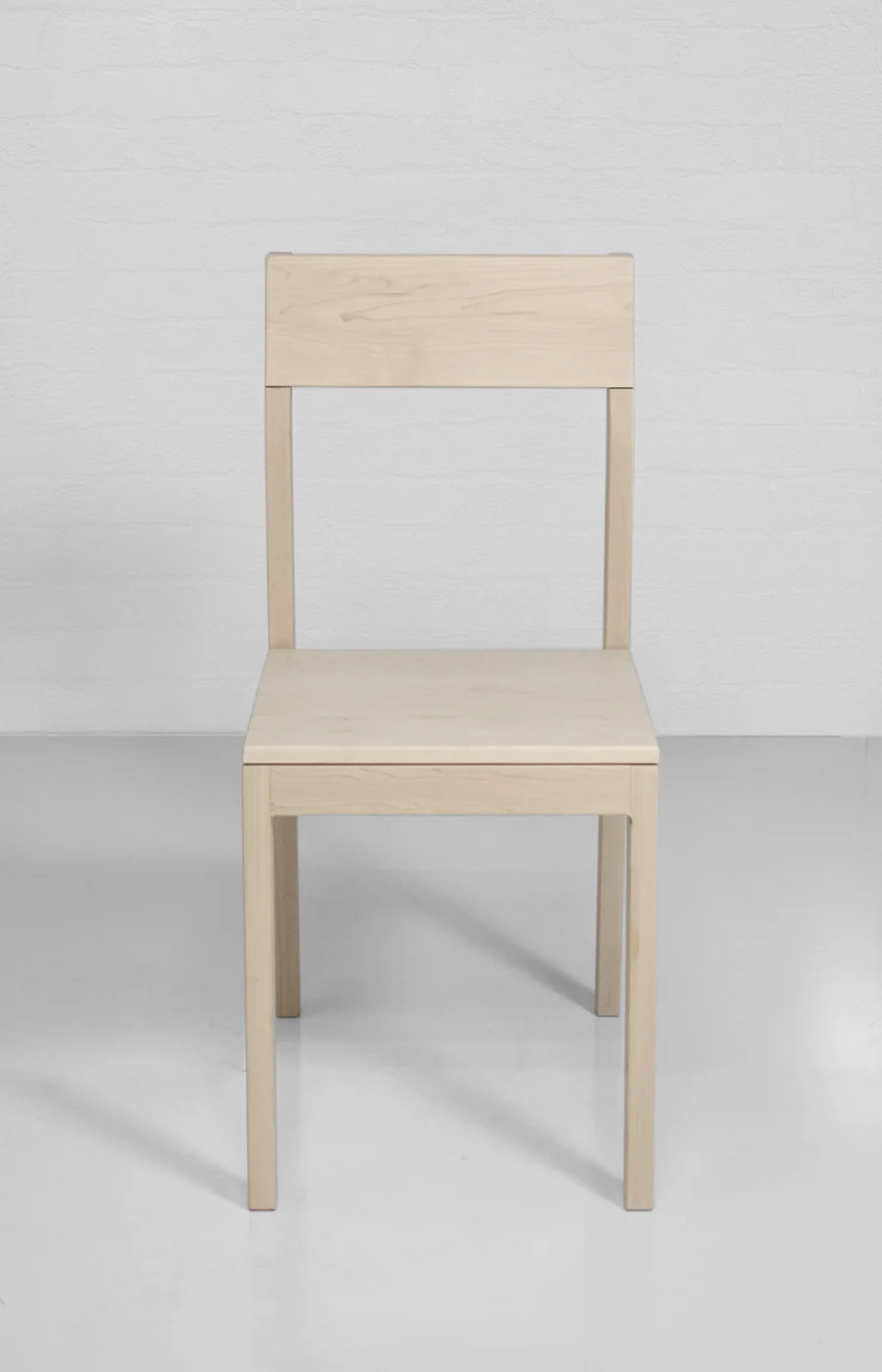 StudioElliot-DiningChair-Image01.jpg
