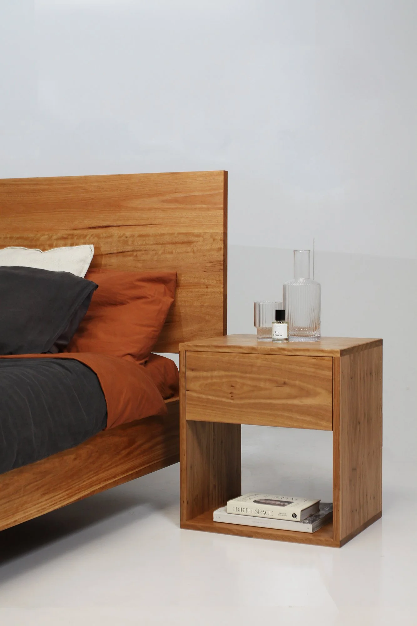 TommyBed4Small.jpg