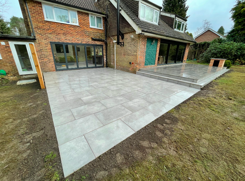 Grayshott - Split Level Porcelain Paving