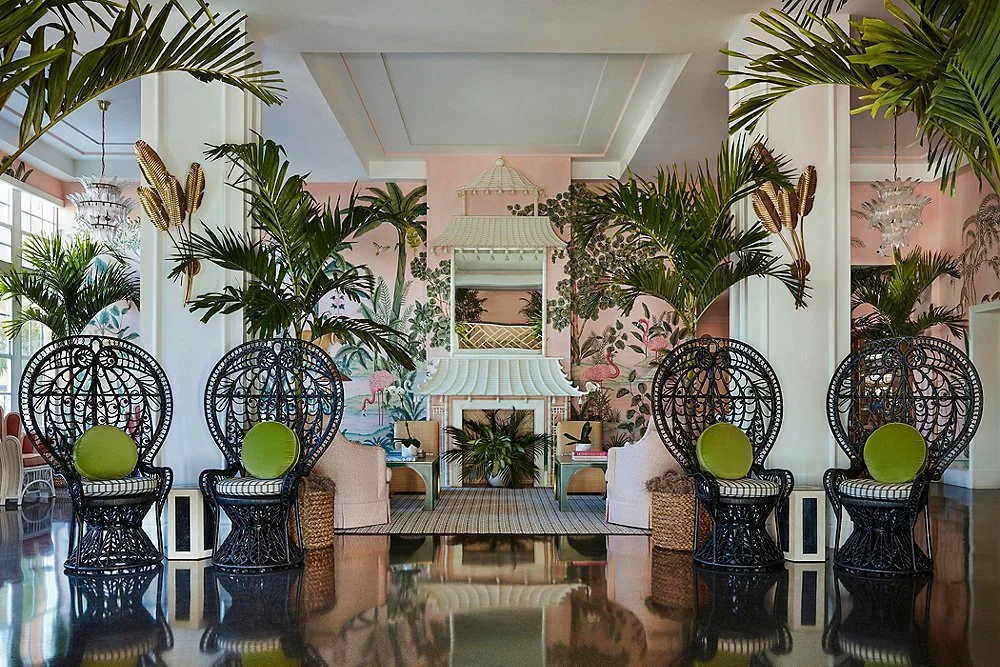 LLIO X THE COLONY HOTEL – A PINK PARADISE (AND YES, WE’VE MOVED IN)